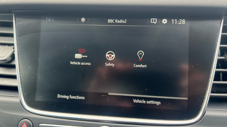 Vauxhall Grandland X 1.2 Turbo SRi Nav 5dr Auto Petrol Hatchback